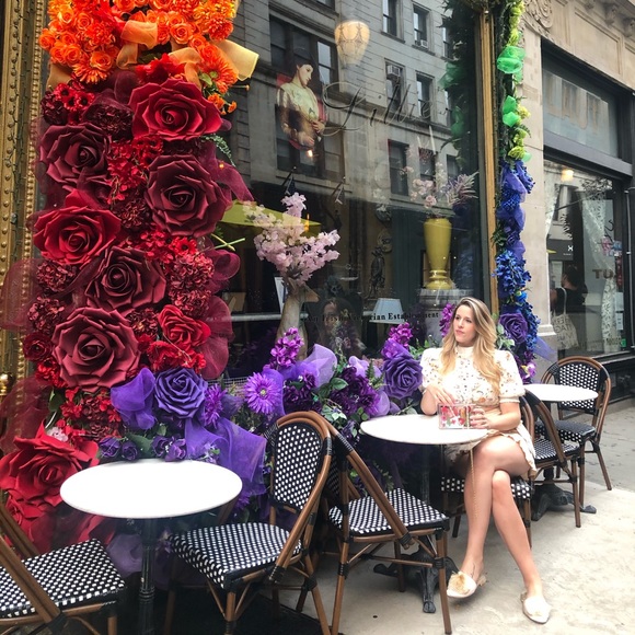 Meet your Posher, Michelle - Picture 2 of 2